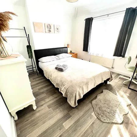 Beautiful Double Room For One Person